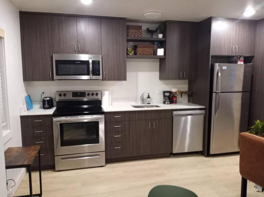Karkens Container Home Salmon Экстерьер фото